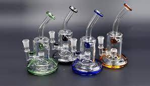 How do glass rigs work, tips for choosing one, and related details